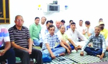 58 वें दिन भी जारी रहा कर्मचारियों का आंदोलन