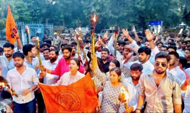 अभाविप ने प्रदेश भर में मशाल जुलूस निकालकर किया विरोध प्रदर्शन