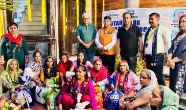 समाज के अंतिम पायदान पर खड़े व्यक्ति की सेवा ही रोटरी का उद्देश्य : डॉ. काव्य सौरभ रस्तोगी