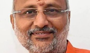 एनडीए प्रत्याशी सी पी राधाकृष्णन की शानदार जीत को लेकर भाजपा कार्यकर्ताओं ने दी बधाई