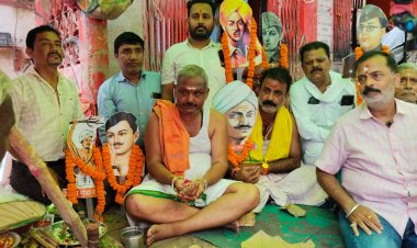 वाराणसी में क्रांति वीरों की स्मृति में श्रद्धांजलि , तर्पण व पिंडदान