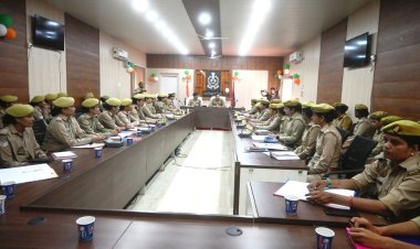 योगी के निर्देश के बाद अयोध्या की पुलिस अलर्ट