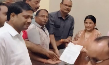 उत्तर प्रदेश प्राथमिक शिक्षा मित्र संघ हरदोई ने उच्च शिक्षा मंत्री को सौंपा ज्ञापन