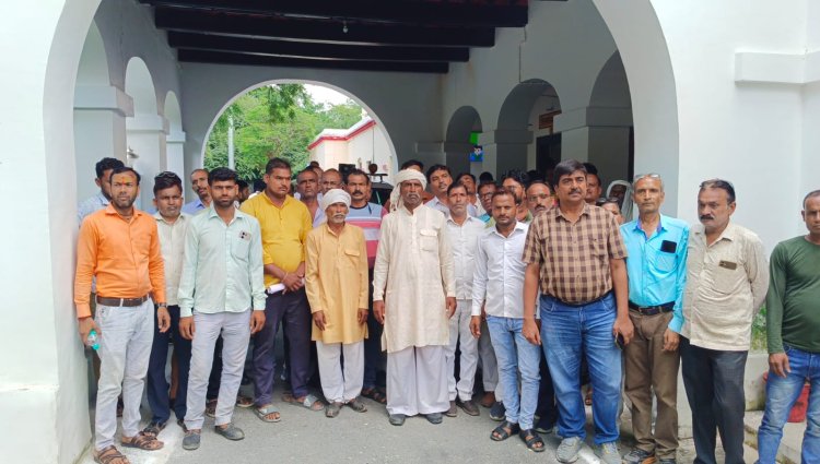 ओडीए की योजना के खिलाफ बड़ेरा गाँव के किसानों ने उठाई आवाज, आन्दोलन की दी चेतावनी