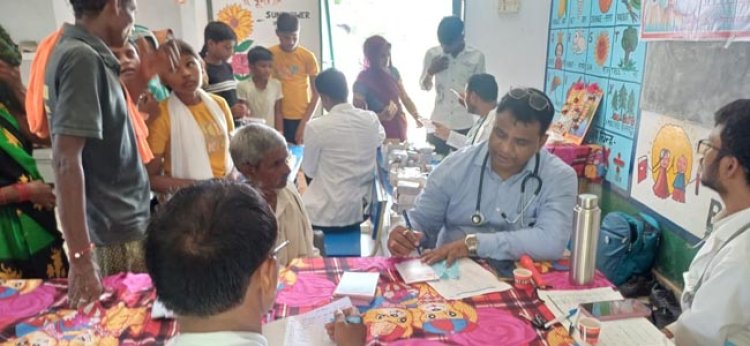 एनएमओ काशी प्रांत की इकाइयों ने किया स्वास्थ्य शिविरों का आयोजन