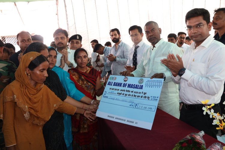 विधायक ने जनता दरबार में सुनी आम लोगों की समस्‍याएं