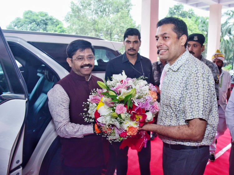 औद्योगिक क्षेत्रों में हो रहे कार्यों की अधिकारी करें निरीक्षण : नन्द गोपाल नन्दी