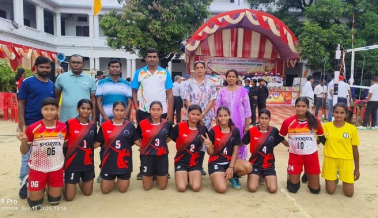 प्रयागराज मंडल की बालिका टीम ने पहले दिन अपने सभी मैच जीते