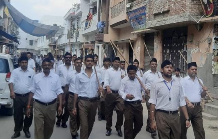 राष्ट्रीय स्वयंसेवक संघ ने साै वर्ष पूर्ण होने के उपलक्ष्य में निकाला पथ संचलन