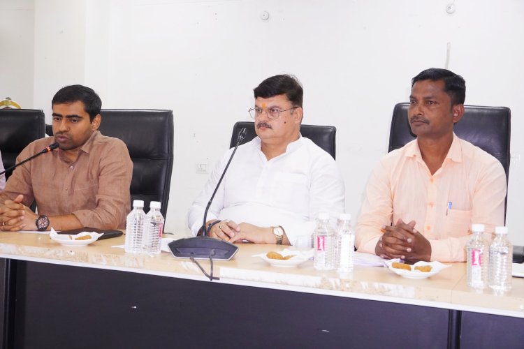 अयोध्या में दुर्गा पूजा पर सफाई, प्रकाश की नगर निगम ने की खास व्यवस्था: महापौर