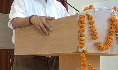 उपेक्षा, उपहास और विरोध से निकलकर आगे बढ़ा संघ: स्वान्त रंजन