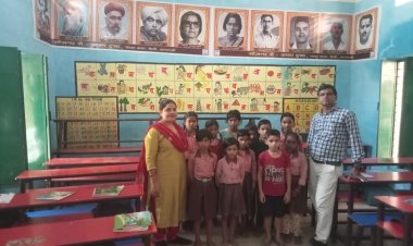 सामाजिक संस्था ने 12 विद्यालयों में लगवाई 50 महान विभूतियों की तस्वीरें