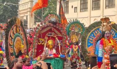 सीएम योगी पहुंचे अयोध्या, राम कथा पार्क हेलीपैड पर उतरा हेलीकॉप्टर