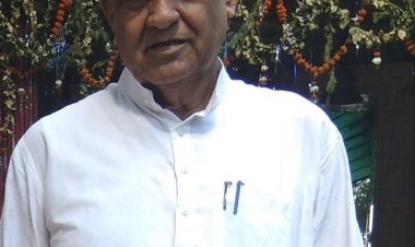 लोकतंत्र सेनानी प्रहलाद तिवारी का निधन, मणिकर्णिका घाट पर हुआ अंतिम संस्कार