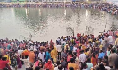 शहर के सभी तालाब घाट पर श्रद्धा और उत्साह के साथ मनाया गया लोक आस्था का महापर्व छठ