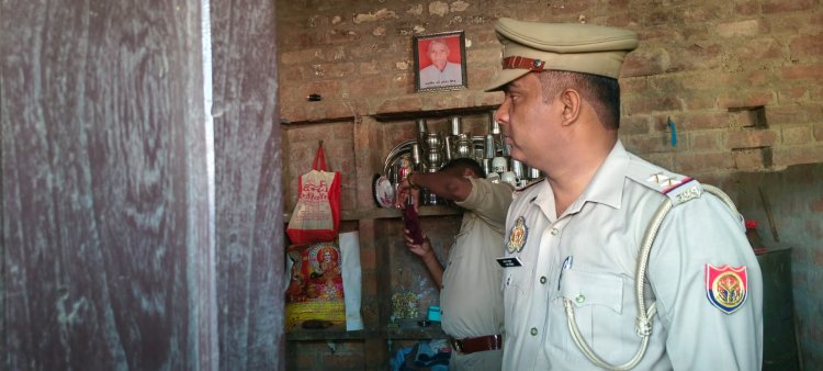 नोएडा से घर लौटी युवती ने फांसी लगाकर दी जान