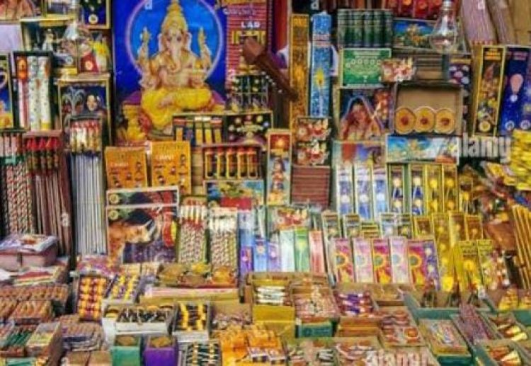 दीपावली पर्व को प्रयागराज में लगेंगी सात सौ छोटी बड़ी पटाखा की दुकानों