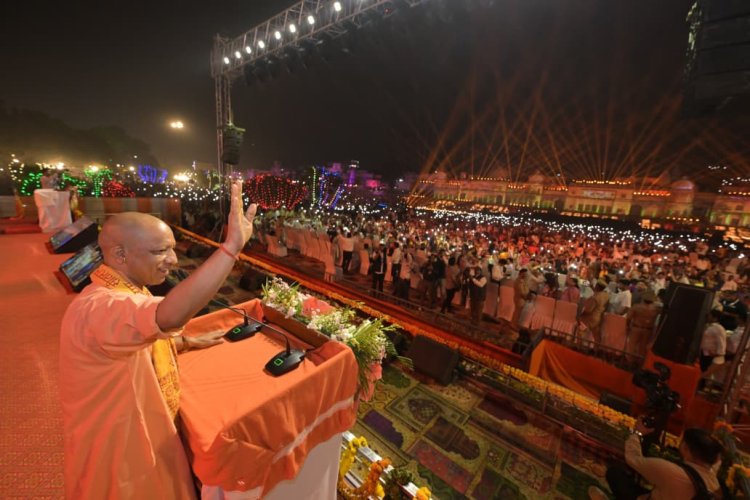 रामभक्तों के लहू से लथपथ की गई नगरी आज दीपों के सागर में नहा रही है : सीएम योगी