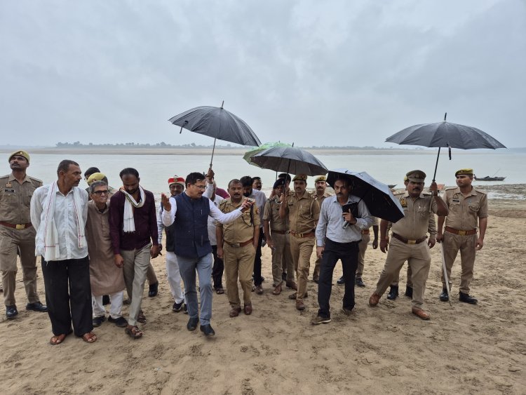 डीएम-एसपी ने पंचनद महोत्सव व स्नान पर्व की तैयारियों का लिया जायजा