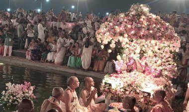 नौका विहार के साथ हुआ चंद्रोदय मंदिर के त्रिदिवसीय कार्तिक उत्सव का भव्य समापन