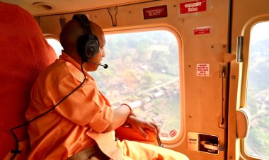 मुख्यमंत्री ने हवाई सर्वे कर लिया हालात का जायजा, पीड़ित परिवारों को सौंपे राहत राशि के चेक