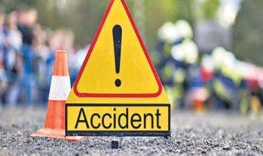 लखनऊ: बेकाबू कार पेड़ से टकराई, युवक की माैत