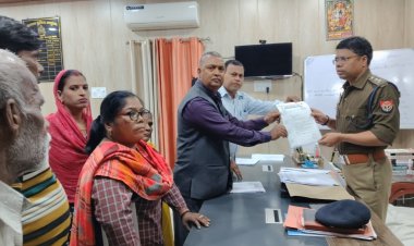 एसीपी काे दिव्यांग पार्टी ने मांगपत्र सौंपा