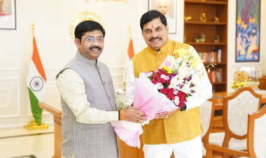 उप्र के मंत्री नन्दी ने मध्य प्रदेश के मुख्यमंत्री डॉ. मोहन यादव से की शिष्टाचार भेंट