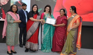 दिल्ली में चमकी बीकानेर की प्रतिभा : मनीषा शर्मा और प्रवीण शर्मा को मिला वामा रत्न अवार्ड 2025