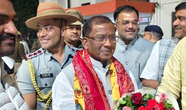 असम के राज्यपाल पहुंचे विंध्य दरबार, प्रदेश की सुख-शांति और समृद्धि की कामना की