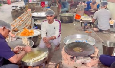 बिहार चुनाव परिणाम के शुरुआती रुझानों में जीत की ओर एनडीए, भाजपा मुख्यालय में उत्सव का माहौल