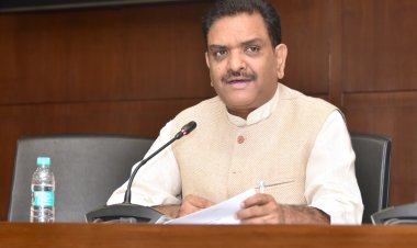 वरिष्ठजनों को स्वतः मिलेगा वृद्धावस्था पेंशन का लाभ : असीम अरुण