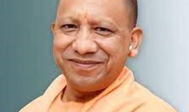 वृद्धजनों का संबल और बुढ़ापे की लाठी बन रही योगी सरकार