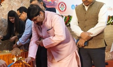 सांसद सांस्कृतिक महोत्सव में गायन वादन प्रतियोगिता का शुभारंभ