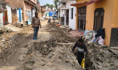 गैस पाइप लाइन बिछाने में ठेकेदार की लापरवाही लोगों के लिए बन रही परेशानी का सबब