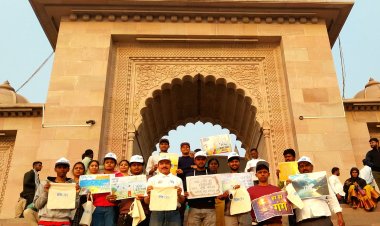 काशी विश्वनाथ धाम के गंगा द्वार पर गूंजा 'स्वच्छता ही सेवा है', सफाई ही गंगा की सच्ची पूजा