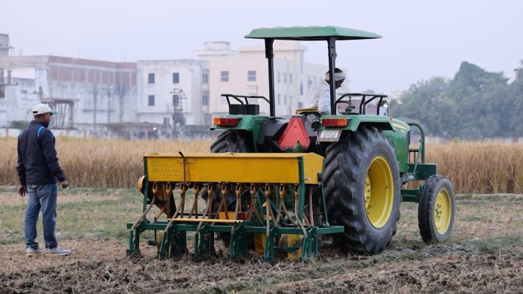 समय पर बुवाई और ज़ीरो टिलेज से किसान बढ़ा सकते हैं गेहूं की पैदावार: आइसार्क निदेशक