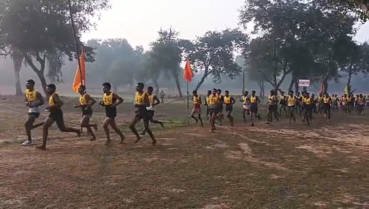 अग्निवीर सेना भर्ती रैली में गाजीपुर व देवरिया के युवाओं ने दिखाया दमखम, दौड़ में 651 हुए सफल