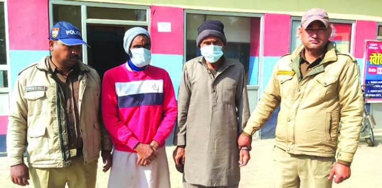 गौमांस के साथ दो आरोपित दबोचे, दो जीवित बैल बरामद