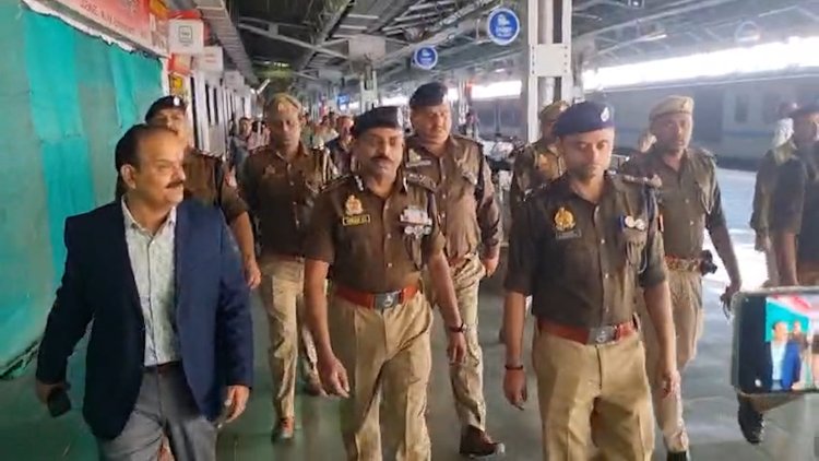 माघ मेला 2026: श्रद्धालुओं की सुरक्षित यात्रा के लिए रेलवे पुलिस ने कसी कमर, एडीजी ने किया निरीक्षण