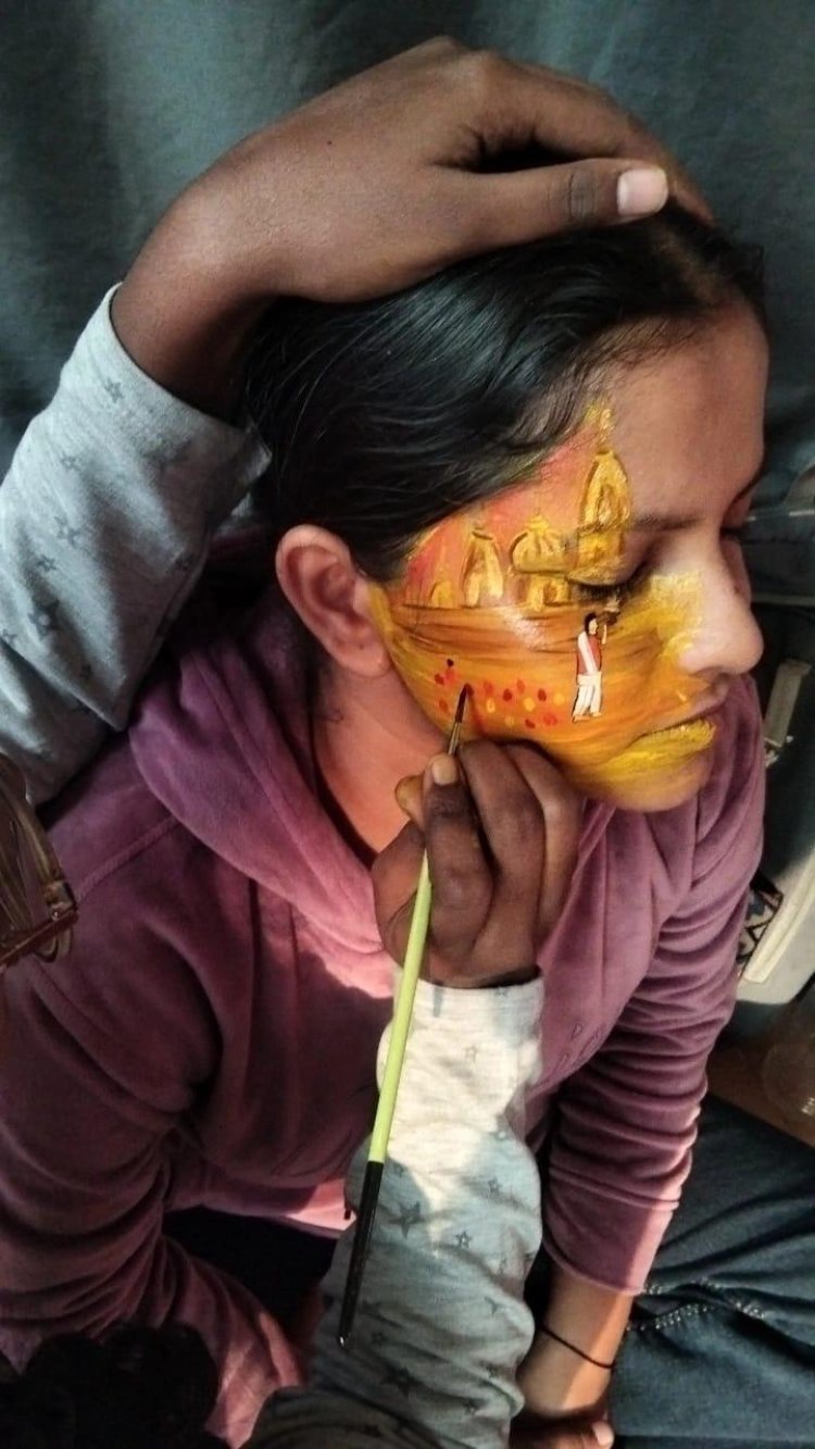 काशी तमिल संगमम—4 में फेस पेंटिंग प्रतियोगिता, विद्यार्थियों ने उत्साहपूर्वक भागीदारी की