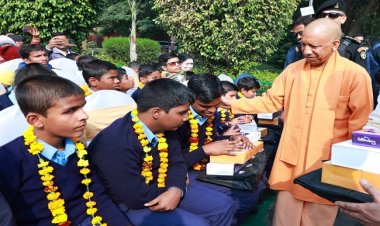 विश्व दिव्यांग दिवस पर मुख्यमंत्री योगी ने किया तीन दिवसीय राज्यस्तरीय कार्यक्रम का उद्घाटन