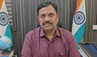 औरैया जिले में कई बूथाें पर एसआईआर का काम सुस्त, डीएम ने दिए सख्त निर्देश