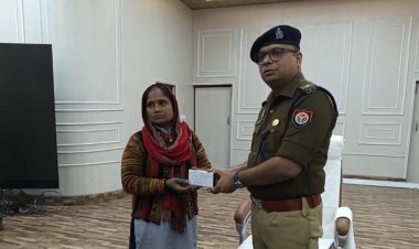 बरेली पुलिस ने मालिकाें काे सुपुर्द किया 46 लाख के 275 गुम मोबाइल