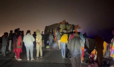 रायबरेली: लखनऊ-प्रयागराज हाईवे पर बस पलटी, छह यात्री घायल