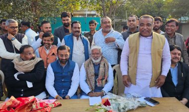 फर्जी मतदाता हटाने से सपा परेशान : स्वतंत्र देव सिंह