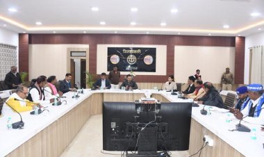 मतदाता सूची को त्रुटिरहित बनाने में सभी राजनैतिक दलों के प्रतिनिधियों का सहयोग महत्वपूर्ण : जे0वी0 नागा सुब्रमण्यम