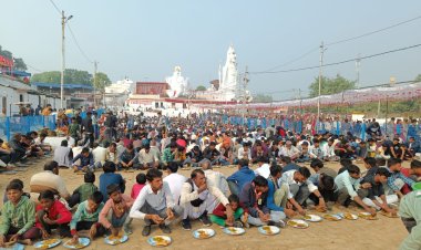 आस्था और संस्कृति का संगम: मौनीबाबा धाम मेले के पहले दिन उमड़ा श्रद्धालुओं का सैलाब