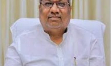 कोडीन कफ सिरप तस्वीर मामले में सपा प्रमुख को स्पष्टीकरण देना चाहिए : संजय निषाद