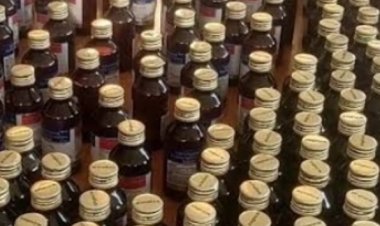 कोडीन सिरप मामला : वाराणसी में कई फर्माें पर उपयाेग हाे रहा फर्जी डीएसए फार्मा का प्रमाण पत्र